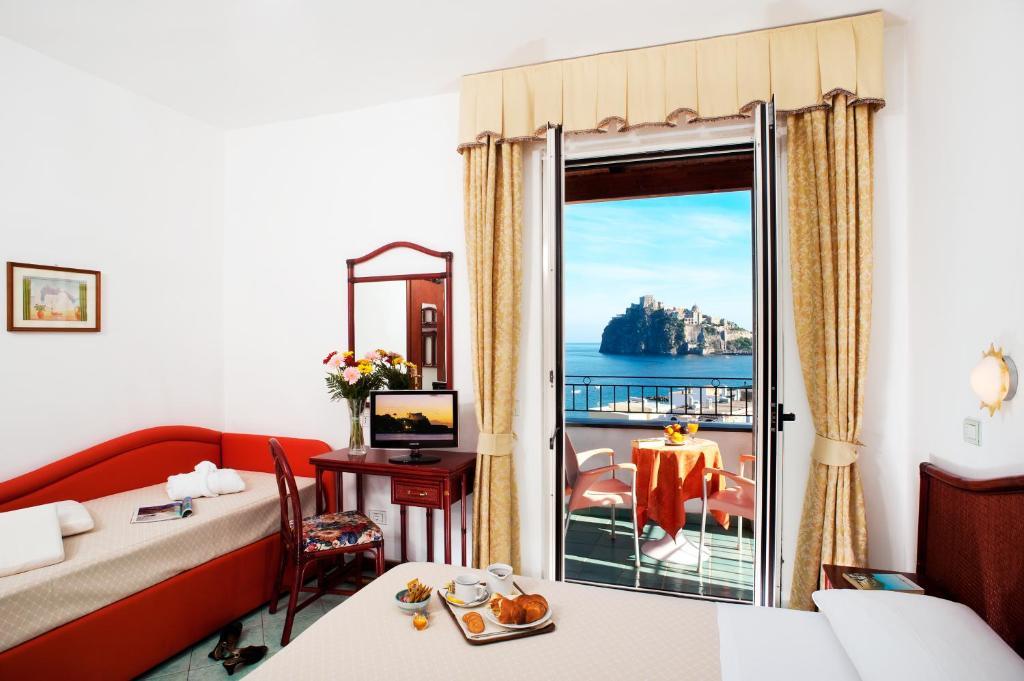 Hotel Ulisse Ischia Oda fotoğraf